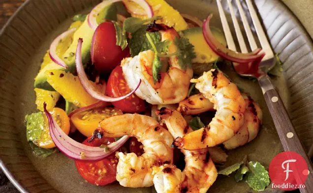 Creveți la grătar cu salata de Avocado și portocale a mamei