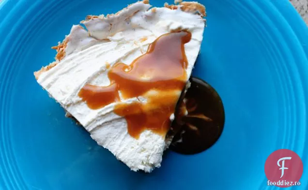 Plăcintă cu înghețată cu sos ușor de Caramel