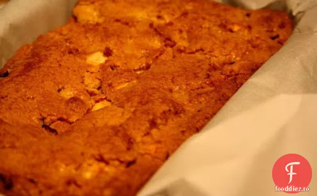 Tort De Mere Cu Glazura De Caramel