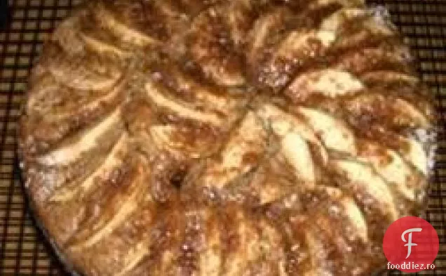 Tort De Cafea Cu Mere Condimentat