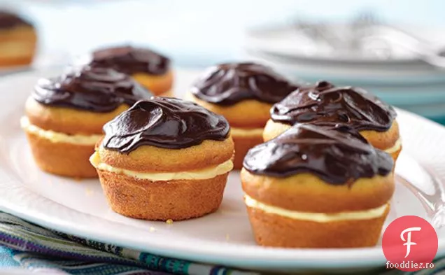 Boston Cream Pie Mini
