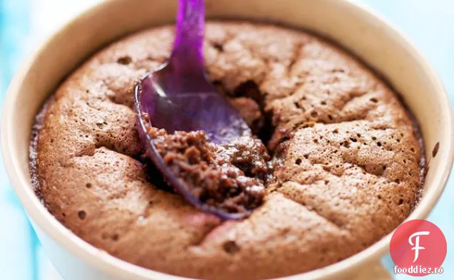 Tort De Ciocolată Topită Cu Tahini Și Mei
