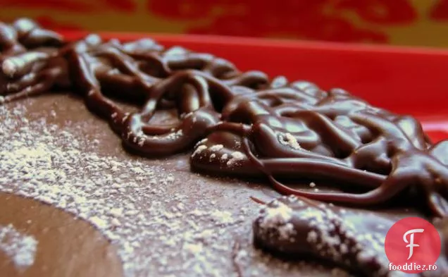 Tort De Marmură Cu Ciocolată Neagră Și Ciocolată Albă