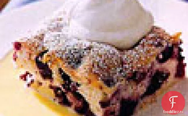 Tort Cu Trei Fructe De Pădure