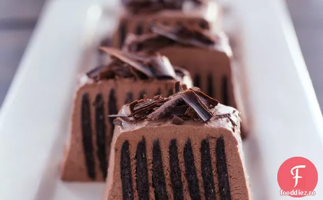 Tort Frigider Cu Mousse De Ciocolată Dulce-Amăruie