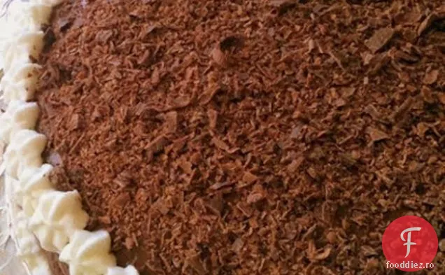Tort De Ciocolată Și Strat Alb Grand Marnier