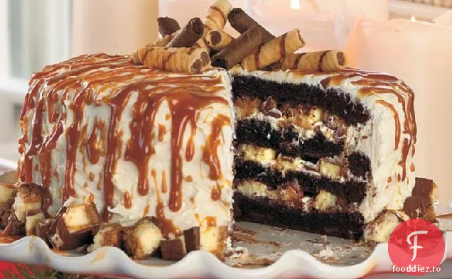 Tort De Ciocolată Neagră Umplut Cu Cheesecake