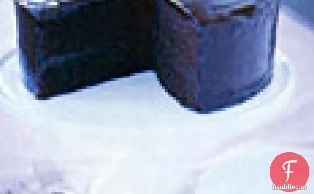 Tort Cu Strat Dublu De Ciocolată