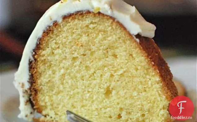 Tort Bundt Eggnog Cu Cremă De Unt Eggnog