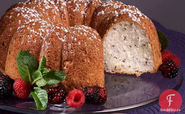 Caraway Bundt Tort