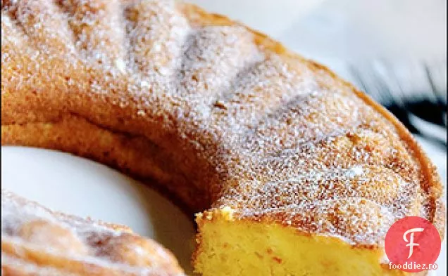 Tangerine Bundt Tort