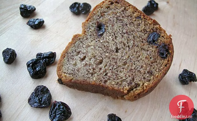 Tort Bundt Cu Lapte De Banane Cu Cireșe