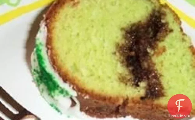 Tort Bundt Cu Nuci De Fistic