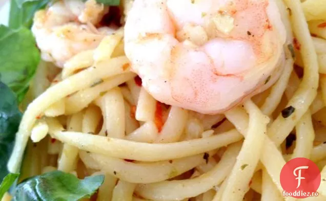 Creveți picante și spaghete Aglio Olio (usturoi și ulei)