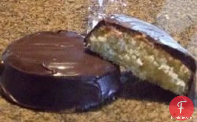 Tort De Ciocolată Cu Unt De Arahide