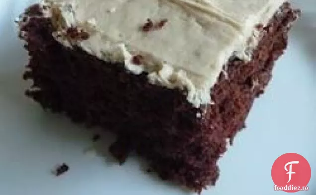 Tort Nebun Cu Unt De Arahide Cu Ciocolată