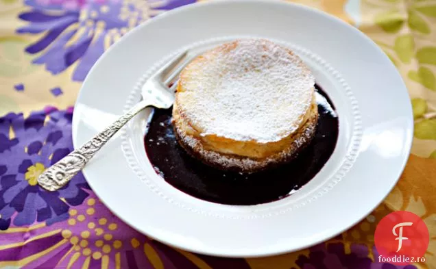 Cheesecake Cu Sos De Fructe De Padure