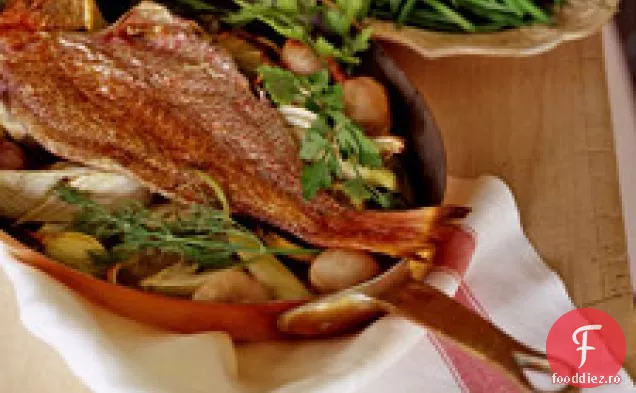 Snapper Întreg Prăjit