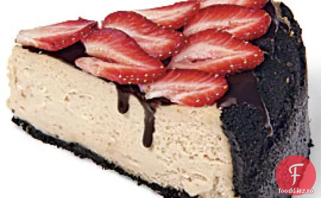Cheesecake Cu Căpșuni De Ciocolată
