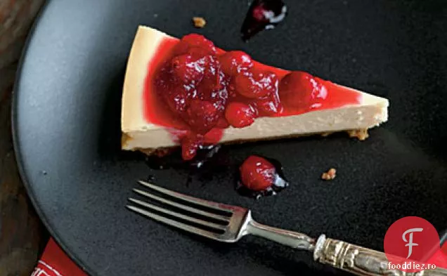 Cheesecake cu zahăr brun cu compot de afine