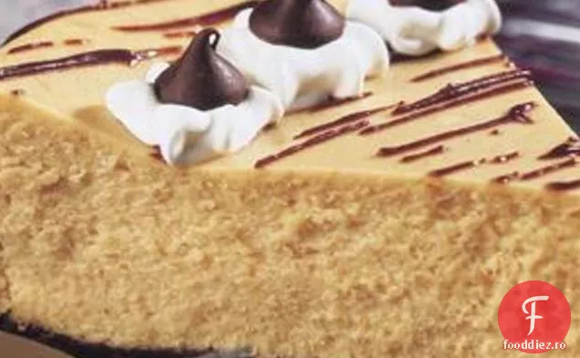 Cheesecake cu unt de arahide cu ciocolată Reese
