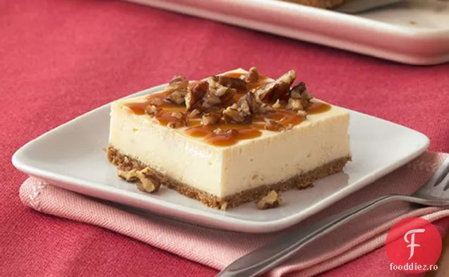 PHILADELPHIA caramel-Pecan Cheesecake