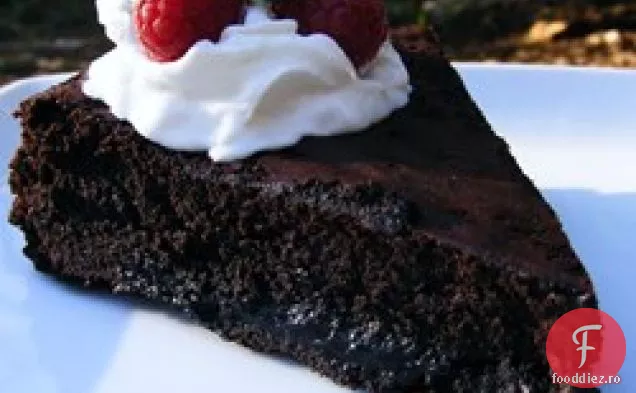 Tort Cald De Ciocolată Fără Făină Cu Sos De Caramel