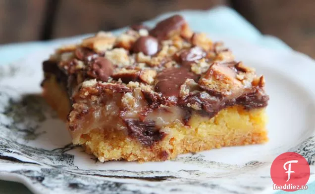 Fata Scout Cookie Tagalong Tort Baruri