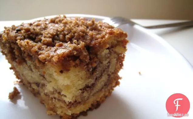 Tort De Cafea Cu Smântână Cu Vârtej De Scorțișoară De Ciocolată