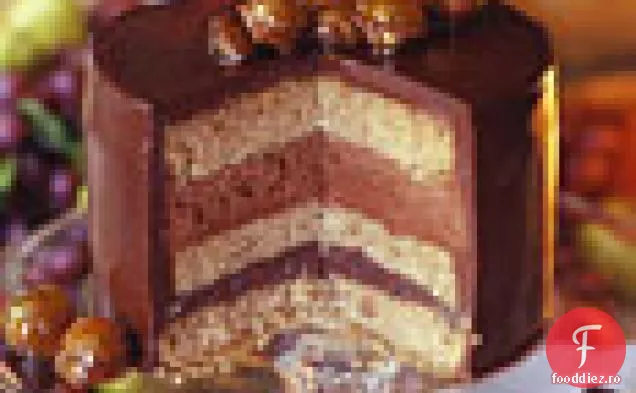 Tort De Castane De Ciocolată Cu Mousse De Coniac De Ciocolată