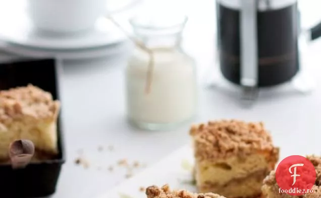 Chai-tort de cafea cu firimituri condimentate