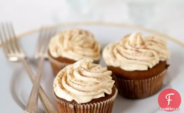 Rețetă De Cupcake De Turtă Dulce Cu Glazură De Brânză Cremă De Arțar