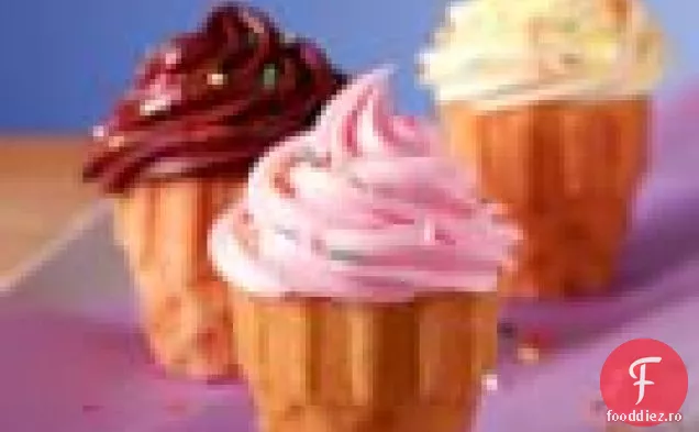 Stropește Cupcakes Cu Conuri De Înghețată