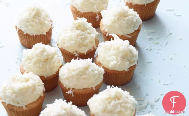 Cupcakes Cu Nucă De Cocos