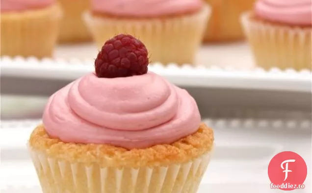 Cupcakes Cu Zmeură De Lămâie