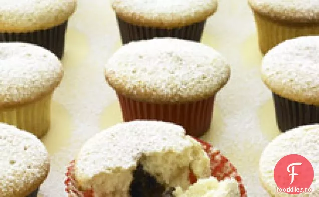 Cupcakes umplute cu ciocolată