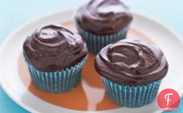 Secret-Ingredient Devil ' s Food Cupcakes