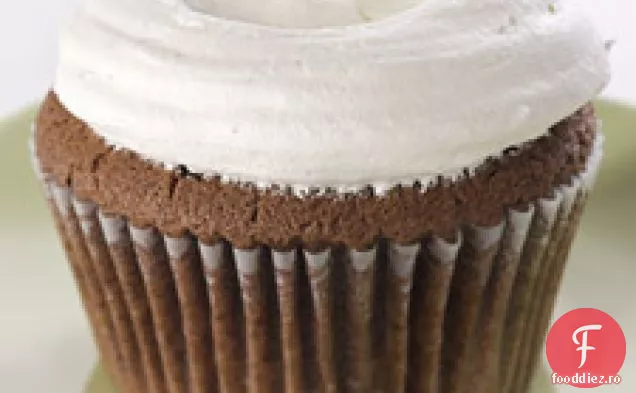 Cupcakes De Ciocolată Cu Cremă De Unt Franceză De Vanilie