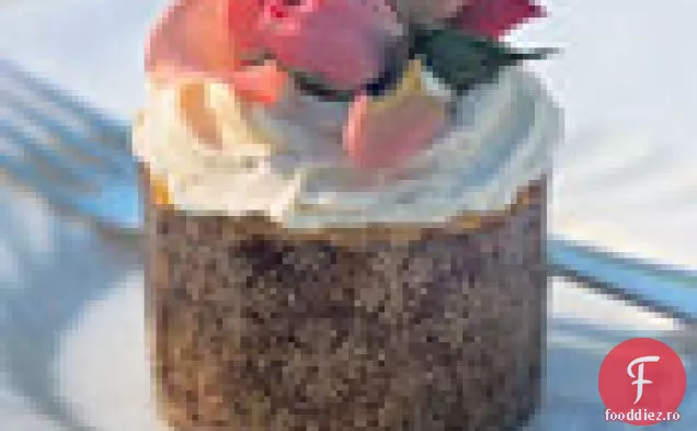Cupcakes portocaliu-Cardamom cu glazură de vanilie