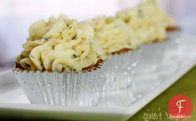 Cupcakes Skinny Cu Pâine De Carne Cu Glazură De Piure De Cartofi
