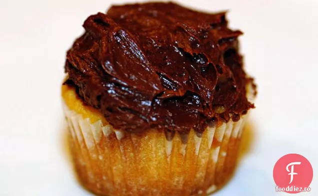 Cupcakes Cu Vanilie Fără Gluten Cu Glazură De Ciocolată Vegană