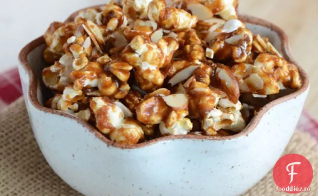 Turtă Dulce Popcorn
