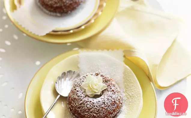 Prăjituri Bundt Cu Miere Și Turtă Dulce