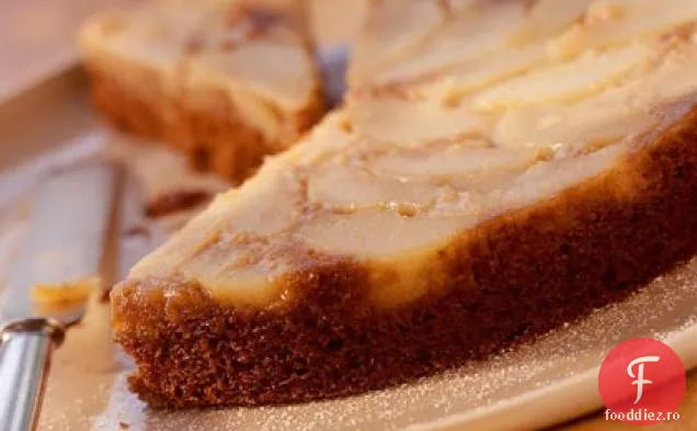Tort De Turtă Dulce Cu Pere Cu Susul În Jos