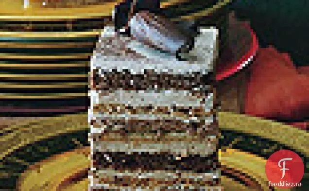 Tort De Mocha Cu Douăsprezece Straturi