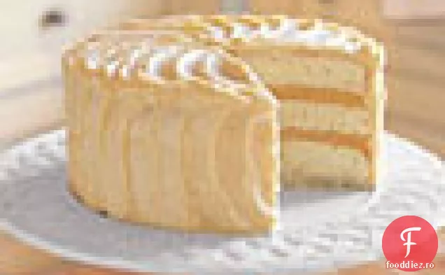 Tort alb cu trei straturi, cu umplutură de caș portocaliu și glazură