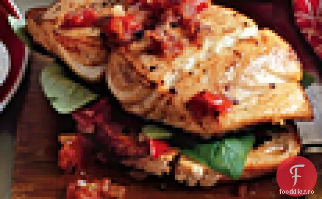 Cod prăjit pe crutoane mari de usturoi