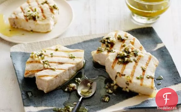 Pește-spadă la grătar cu Lămâie, Mentă și busuioc