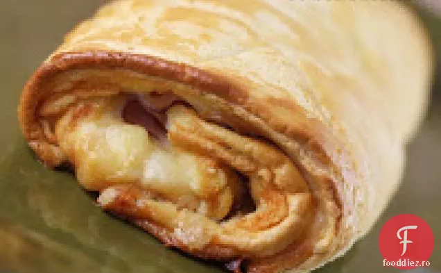 Rulou De Sufle De Șuncă Și Brânză