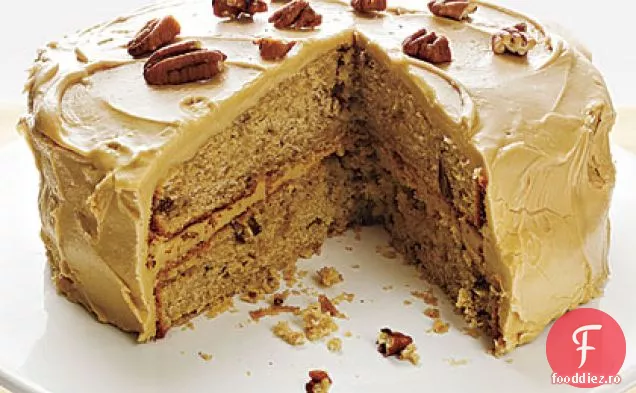 Tort cu condimente Pecan cu glazură de arțar